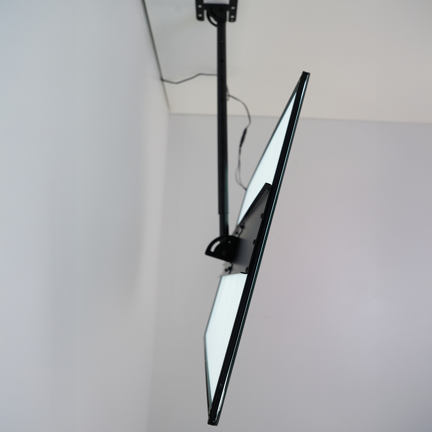 TV-Style Ceiling Mount for Single-Sided LED ledmesee Frame